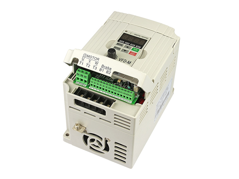 8000S通用變頻器，變頻調(diào)速器，變頻器廠家，電機(jī)變頻器，三相變頻器